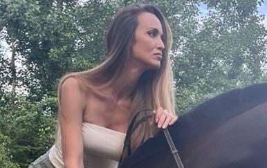 Nika Antolos odala počast poginulim braniteljima