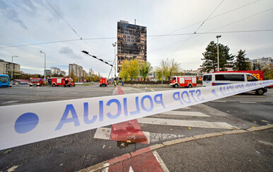 Požar Vjesnikova nebodera još nije ugašen, vatrogasci napustili zgradu