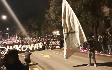 VIDEO Torcida u Splitu odradila veliki mimohod za Vukovar