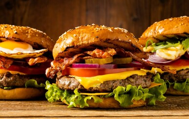 Najbolji burgeri s najsočnijom pljeskavicom: Neobičan trik koji stvarno "radi"