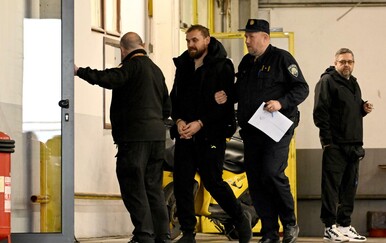 Privođenje uhićenih povezanih sa slučajem bolnice u Jankomiru - 2