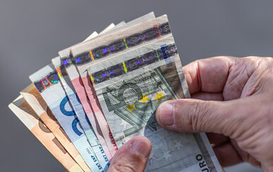 Euro novčanice, ilustracija