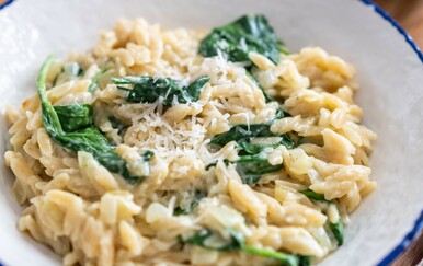 Orzo tjestenina u jednom loncu recept