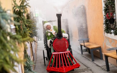 Minglanje v klanjcu: Mala ulica u Samoboru koja je vratila starinski duh blagdana