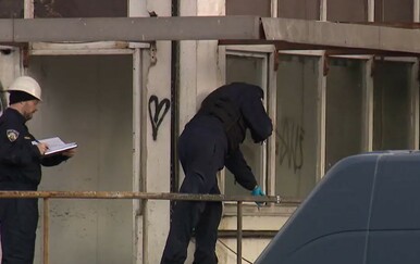 Krenuo očevid Vjesnika - 1