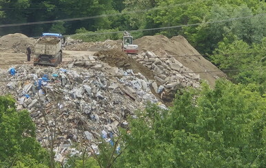 Ilegalno odlagalište kod Samobora