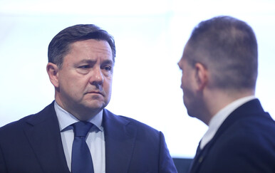 Andrija Mikulić - 4