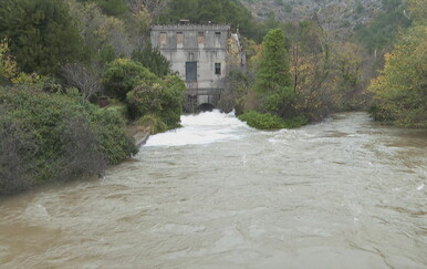 Nabujala rijeka Jadro - 1