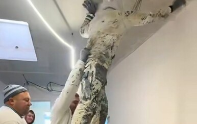 Samo na Balkanu: Majstori se snašli, ali snimka zabrinula gledatelje