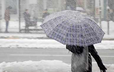 DHMZ: Oblačno, u Lici kiša, a lokalno moguć snijeg