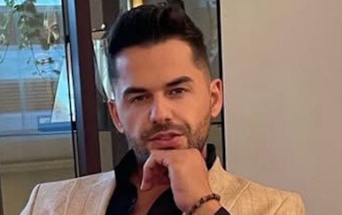 Preminuo Shpat Kasapi