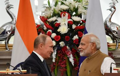 Ruski predsjednik Vladimir Putin i indijski premijer Narendra Modi (Foto: AFP)