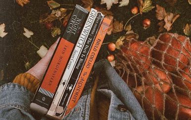 Knjige (Foto: Instagram)
