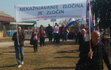 Okupljanje građana u Vukovaru (Foto: Dnevnik.hr)