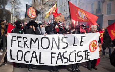 Europski parlament traži zabranu neofašističkih i neonacističkih skupina (Dnevnik.hr)