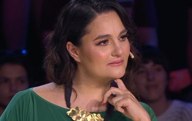 Zbor Supertalent, Martina Tomčić plače (Foto: Screenshot Nova TV)