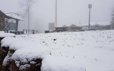 Prvi snijeg na Sljemenu (Foto: Facebook/Skijalište Sljeme) - 3