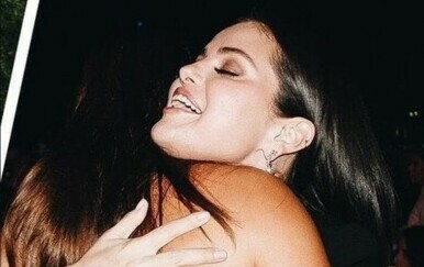 Selena Gomez i Hailey Bieber - 2