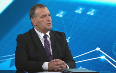 Vili Beroš, ministar zdravstva i Martina Bolšec Oblak - 1