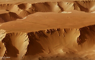 "Noćni labirint" na Marsu