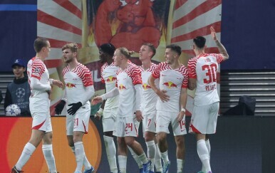 Dani Olmo slavi gol protiv Zvezde