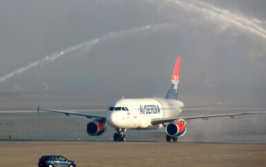 Zrakoplov Air Serbia, ilustracija