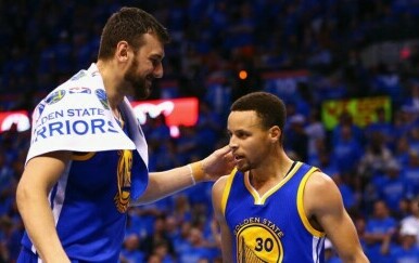 Andrew Bogut i Steph Curry