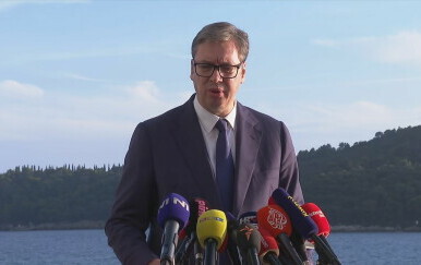 Aleksandar Vučić - 4