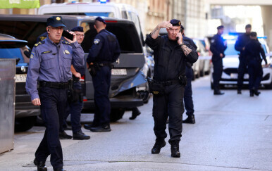 U centru Zagreba ozlijeđen policajac