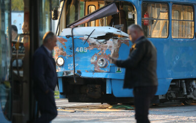 Sudar tramvaja i autobusa u Zapruđu - 7