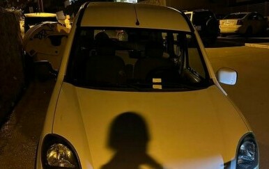 Oštećeni retrovizor