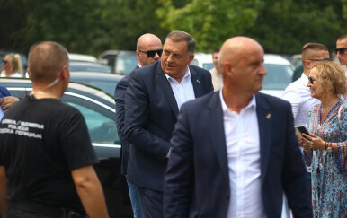 Milorad Dodik dolazi na ročište