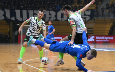 Futsal Dinamo - Olmissum