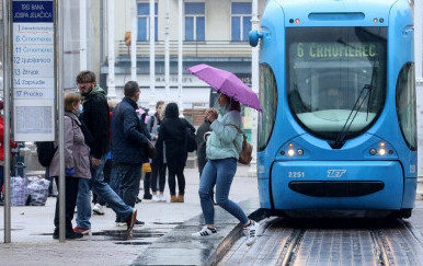 Tramvaj na Trgu bana Jelačića, ilustracija