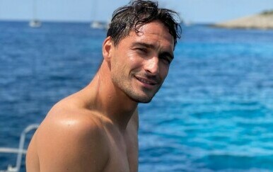 Mats Hummels - 8