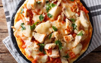 Recept za prave gurmane: Buffalo piletina - ali kao pizza