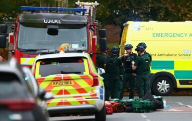 Hitne službe na mjestu napada u Manchesteru