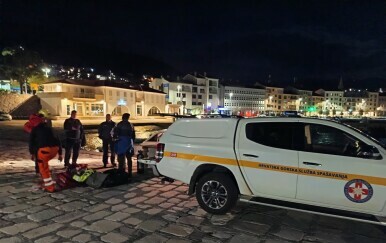 Ronioci HGSS-a sudjelovali u izvlačenju četiriju tijela kod Senja - 5