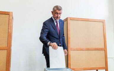 Andrej Babiš na biralištu
