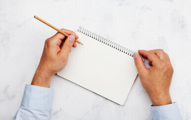 Kako se piše: ljevoruk ili lijevoruk