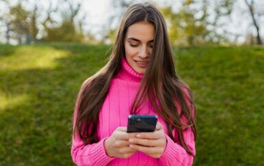 Kako postati manje ovisni o mobitelu? 10 koraka uz koje ćete naučiti biti i bez njega
