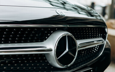 Kako se piše: Mercedes ili mercedes