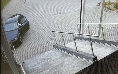 Pijani mladić dovezao se do postaje