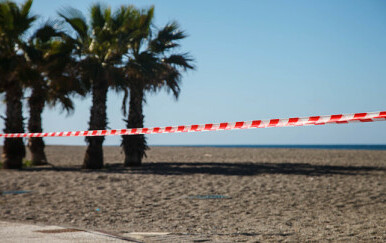 Policija na plaži, ilustracija