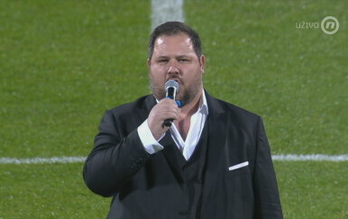 VIDEO Cijeli stadion se naježio: Pogledajte kako zvuči Lijepa naša u posebnoj izvedbi!
