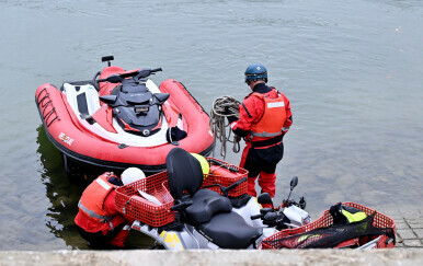 Potraga za čovjekom u Savi - 6