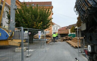 Urušio se zid zatvora u Bjelovaru, poginula dva radnika - 1