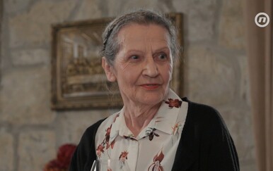Kumovi: Hoće li obitelj Macan uspjet vratiti obiteljsku grobnicu? Ne propustite doznati u novim epizodama serije "Kumovi"