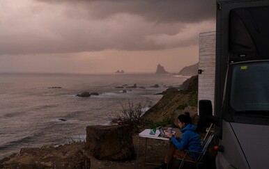 Martina Divić: O pisanju, putovanjima i "Tamo gdje duga dobiva boju"