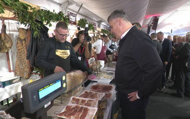 Zoran Milanović na sajmu pršuta - 2